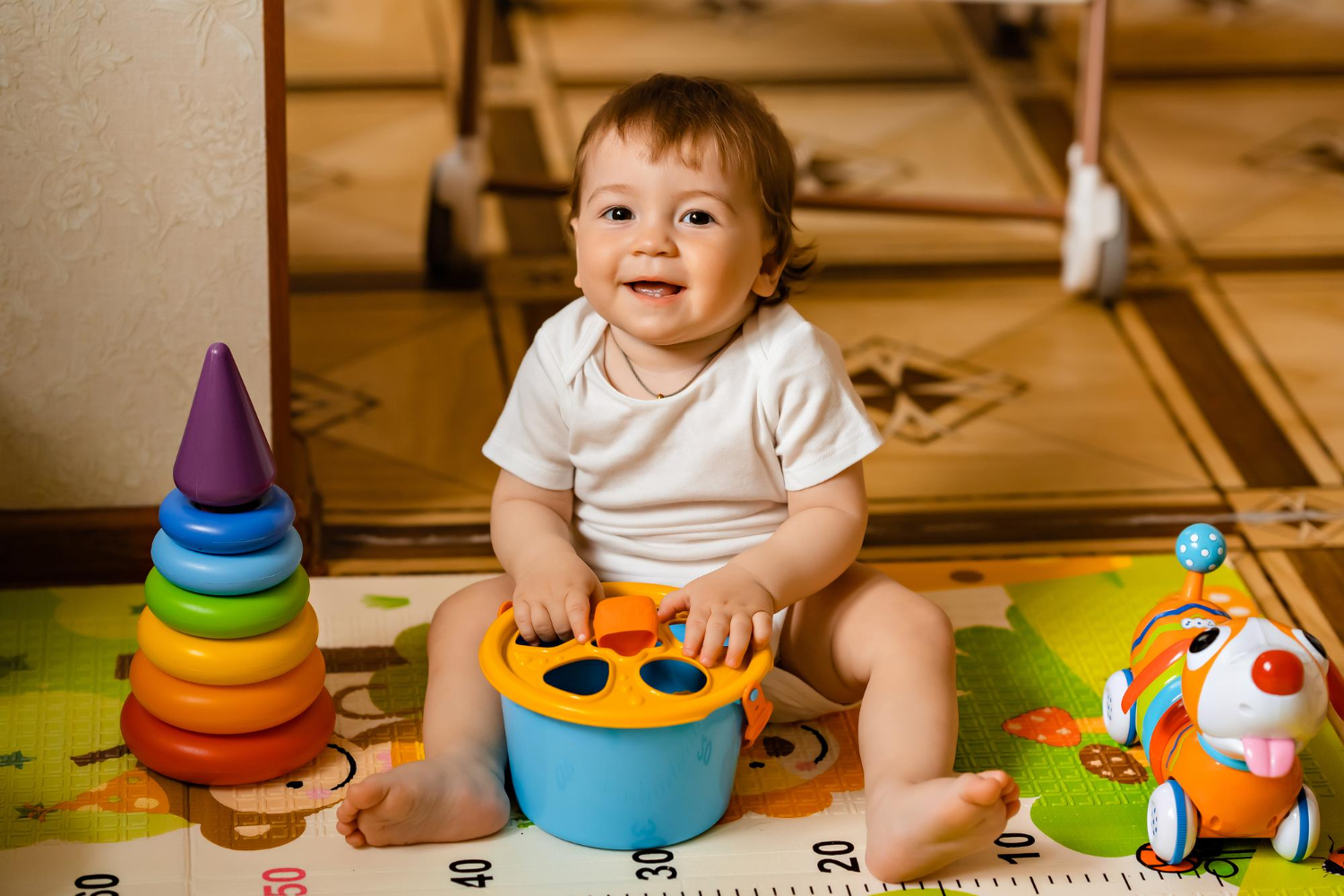 Brinquedos para bebê de 1 ano: quais os melhores? - Pedagogia começa em Casa